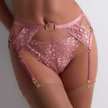 Load image into Gallery viewer, Modern and adventurous, Crazy in Love by Aubade suspender belt accentuates the waist with its sexy animal-inspired embroidery combined with elegant, iridescent straps to create a subtly contrasting effect. Refined gold details at the front and sides shimmer against the skin and showcase the hips.