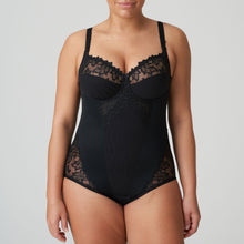 Load image into Gallery viewer, It has three-section underwire and is finished with abundant embroidery on the cups, straps, leg openings and front section. The firm cups give an excellent lift while the side sections on the cups nudge the bust towards the centre. The cups also are deeper than any other Prima Donna bra, which ensures better uplift for largest sizes. The central section of the body smooths away lumps and bumps on tummy and waist, creating a flowing figure.