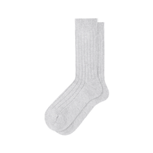Load image into Gallery viewer, A pair of light grey cashmere ribbed crew socks displayed against a solid white background.