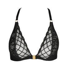 Load image into Gallery viewer, Black. A gorgeous lattice detailed front-opening Bralette. It also has stunning criss-cross back detail. A light, airy bra non-wire top offering both comfort and style.
Fabric content: Elastane:18%, Polyester:23%, Polyamide:59%