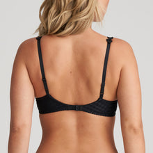 Load image into Gallery viewer, Push-up plunge bra with integrated padding for a deep cleavage, gently edged with the Avero signature daisy embroidery. This bra lifts beautifully, resulting in a seductive cleavage. Particularly good for smaller bust sizes. Fabric Content: Polyester: 83%, Polyamide: 13%, Elastane: 4%