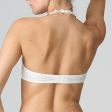 Load image into Gallery viewer, Caffé Latte underwired, non-padded bra. It has the signature Avoro dainty daisy straps, which may be worn as normal or in a halter style. This is the perfect everyday bra. Light and comfortable. Its seamfree cups work perfecly as a t/shirt bra too! Fabric Content: Polyamide: 79%, Elastane: 17%, Polyester: 4%