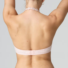 Load image into Gallery viewer, Pearly Pink. An underwired, non-padded bra. It has the signature Avero dainty daisy straps, which may be worn as normal or in a halter style. This is the perfect everyday bra. Light and comfortable. Its seamfree cups work perfectly as a t/shirt bra too!
Fabric Content: Polyamide: Elastane:17%, Polyester:4%, Polyamide:79%