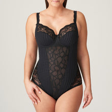 Load image into Gallery viewer, Black. This body is simply irresistible. You’ll feel feminine and seductive with this body, under a party outfit or even just your regular daywear. This body creates deep cleavage and a streamlined figure. Transparent lace contrasts with opaque checked fabric to show off your feminine curves.
Fabric content: Polyamide: 76%, Elastane: 21%, Cotton: 3%