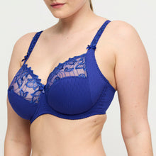 Load image into Gallery viewer, FASHION COLOUR- ICONIC BLUE!
This is our most popular bra, and for good reason! Three-section wire bra with a legendary fit and a light look. The top of the cup is finished with subtle two-tone embroidery that runs into the straps. The cups are fully deeper for a perfect fit. The firm cups lift the bust while the higher side section covers more and gives proper support which ensures better uplift for largest sizes.
Fabric: Polyamide: 52%, Polyester: 28%, Cotton:13%, Elastane: 7%