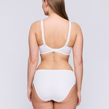 Load image into Gallery viewer, BEST SELLER!
This is our most popular bra, and for good reason! Three-section wire bra with a legendary fit and a light look. The top of the cup is finished with subtle two-tone embroidery that runs into the straps. The cups are deeper than any other Prima Donna bra for a perfect fit. The firm cups lift the bust while the higher side section covers more and gives proper support which ensures better uplift for largest sizes.
Fabric: Polyamide: 56%, Polyester: 25%, Cotton:12%, Elastane: 7%. IVORY.