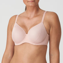 Load image into Gallery viewer, Powder Rose This is a light non formed cup underwire bra. It is perfectly seamfree. Made from spacer fabric for a seamless smooth fit. Supremely comfortable and light, this is a perfect T-shirt bra. Fabric Content: Polyester: 54%, Polyamide: 35%, Elastane: 11%