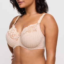 Load image into Gallery viewer, The Madison series is a keeper for many fans. No surprise, because this is very much a youthful, elegant series, thanks to the combination of checks and lace.This bra’s sublime fit has long been acclaimed. The cups are sewn from three sections to support, centre and lift the bust optimally. It not only makes you look slimmer, it’s exceptionally comfortable too! Fabric content: Polyamide: 83%, Elastane:17%. Caffé Latte.