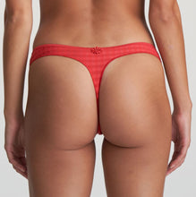 Load image into Gallery viewer, A wide-sided G/String that is beautifully smooth and opaque at the front. A cheeky daisy embroidery detail and the back completes the look! A very feminine, sensual and sexy style that reveals the bottom. Fabric Content: Polyamide: 77%, Elastane: 17%, Cotton: 6%. Scarlet.