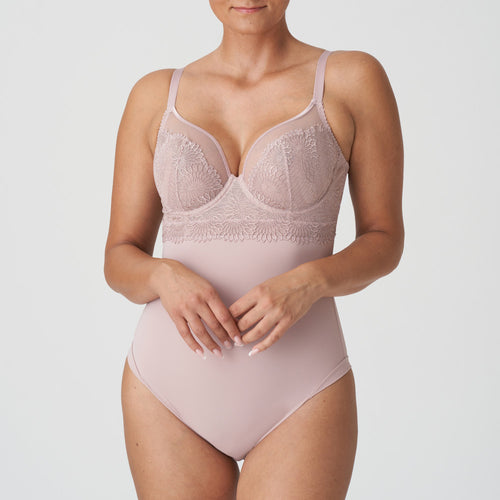 Bois de Rose. This body is simply irresistible. It is elegant with the look of a bustier style long line bra. The plunge mesh gives the illusion of lightness but offers full support. The flowered embroidery lace has an edgy tattoo effect.  Fabric: Polyamide: 56%, Elastane: 33%, Polyester: 9%, Cotton: 2%