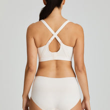 Load image into Gallery viewer, Fantastically supportive underwired Sports bra. It offers versatile support and extreme comfort. Adjustable straps, with hooks and eyes. With a graphic detail on the cups and straps, they have a cross-back or straight option. Three-part cup for extra support. Padded straps and closure. No irritation seamless cup. Anti-chafing super soft elastic banding.