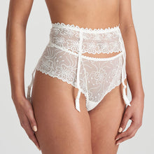 Load image into Gallery viewer, A sexy all lace Suspender Belt, the perfect accessory and decoration to the Jane bra and bottoms. Fabric content: Polyester: 54%, Polyamide: 32%, Elastane:14%. Ivory.