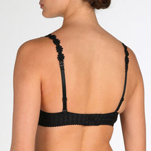 Load image into Gallery viewer, Smooth formed cup underwire balconnet bra with daisy strap detail. This underwire bra may be converted to a halter strap. This bra has the added advantage that it may be used as a halter or crossed over at the back. Fabric Content: Polyester: 53%, Polyamide: 39%, Elastane: 8%