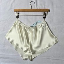 Load image into Gallery viewer, 100% Pure Silk French Knickers.   Elastic waist band and loose leg fitting. French seams for extra comfort. Perfect under skirts, dresses and trousers. And of course for sleeping too! These are the traditional, classical French Knickers  Fabric Content: 100% Pure Silk Made in Italy. Ivory.
