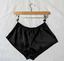 Load image into Gallery viewer, 100% Pure Silk French Knickers.   Elastic waist band and loose leg fitting. French seams for extra comfort. Perfect under skirts, dresses and trousers. And of course for sleeping too! These are the traditional, classical French Knickers  Fabric Content: 100% Pure Silk Made in Italy. Black.
