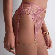 Load image into Gallery viewer, Side view of Crazy in Love by Aubade suspender belt accentuates the waist with its sexy animal-inspired embroidery combined with elegant, iridescent straps to create a subtly contrasting effect. Refined gold details at the front and sides shimmer against the skin and showcase the hips.
