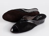 Load image into Gallery viewer, Very graceful suede and patent leather slippers. The vamp is a combination of suede and leather. The insole is padded for extra comfort. Stylish patent leather on the toe continues as a detail on the top of the vamp and around to the gentle heel. The low heel is elegant and gives a little height if required. Perfect for home or outerwear.
