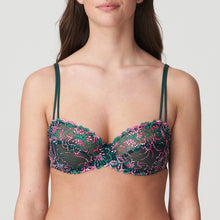 Load image into Gallery viewer, An all lace balconnet bra with a horizontal seam. Delicate double straps offer a light but structured support. Richly embroidered cups with full coverage. Classic lace bra for a classic balconnet look.   Fabric content: Polyamide: 45%, Polyester: 35%, Elastane: 20%. Jungle Kiss.
