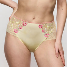 Load image into Gallery viewer, Lizelot Full Brief | French Vanilla
