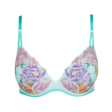 Load image into Gallery viewer, Lisbeth Formed Cup Heart Shape Plunge | Clearwater

