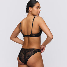 Load image into Gallery viewer, Black perfect formed cup heart-shaped bra. Its underwired plunge cup gives a lovely feminine shape that both comfortable and stylish. It has a non-transparent cups give perfect  coverage. The pretty lace straps are attractive enough to be seen.
Fabric content: Polyester:40%, Polyamide:48%, Elastane:12%

