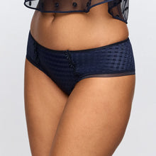 Load image into Gallery viewer, Avero Hotpants | Velvet Blue
