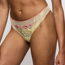 Load image into Gallery viewer, Lizelot Classic G/String | French Vanilla
