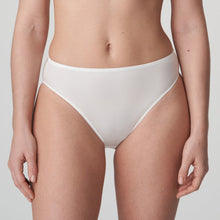 Load image into Gallery viewer, Low-key yet elegant Rio briefs in a modern cut that fits closely. The briefs have an invisible finish and do not pinch.  Fabric Content: Polyamide: 76%, Elastane: 19%, Cotton: 5%. Ivory.
