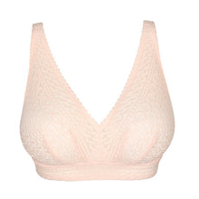 Load image into Gallery viewer, Famous for their beautifully crafted bras catering to the larger bust, Montara is a new member to the Prima Donna family. The is an lace non-wire bralette with a modern look. It has a pretty stretch lace on the cup. It has a longer line for comfort and support.   Fabric: Polyamide: 89%, Elastane: 11%
