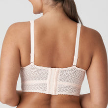 Load image into Gallery viewer, Famous for their beautifully crafted bras catering to the larger bust, Montara is a new member to the Prima Donna family. The is an lace non-wire bralette with a modern look. It has a pretty stretch lace on the cup. It has a longer line for comfort and support.   Fabric: Polyamide: 89%, Elastane: 11%
