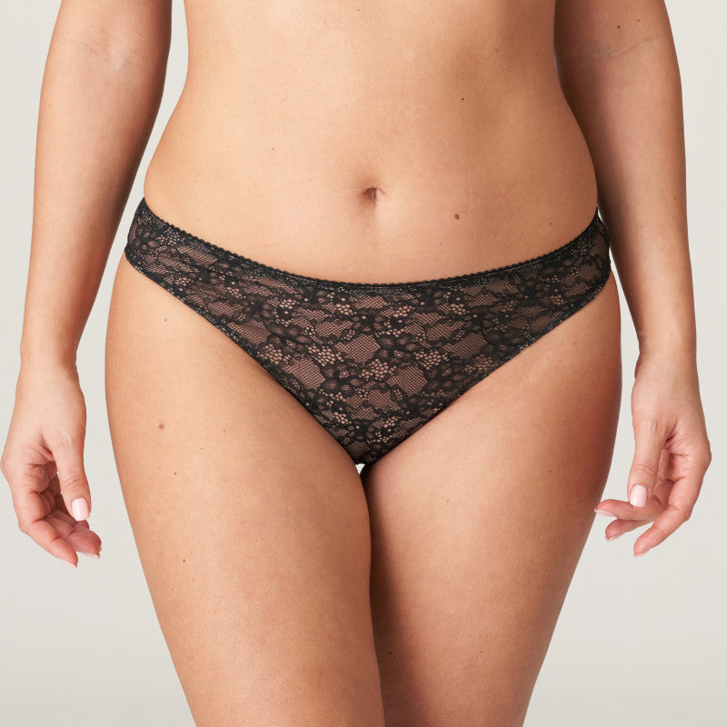 Stylish classic G/String in a smooth fabric with sexy laser cut-outs at the back. Both flattering and practical.  Fabric Content: Polyamide: 70%, Elastane:17%, Cotton: 13%
