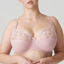 Load image into Gallery viewer, This is a continuation of the Deauville story. A three-piece underwire bra with a unique fit and a modern, airy look for the larger bust. The lace has stylish embroidery on the top of the cup. The base of the cup is smooth for versatile wear. The straps are decorative and offer full support. An all-round winner.  Fabric: Polyester: 74%, Polyamide: 20%, Elastane: 6%
