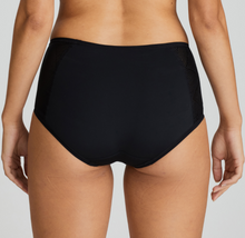 Load image into Gallery viewer, Beautifully comfortable matching full briefs to go with your sports bra, creating a perfect sporty ensemble. Sporty high-waist briefs, decorated with textured detail at the sides. Comfy and stylish.
