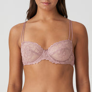An all lace balconnet bra with a horizontal seam. Delicate double straps offer a light but structured support. Richly embroidered cups with full coverage. Classic lace bra for a classic balconnet look.   Fabric content: Polyamide: 45%, Polyester: 35%, Elastane: 20%. Bois de Rose.