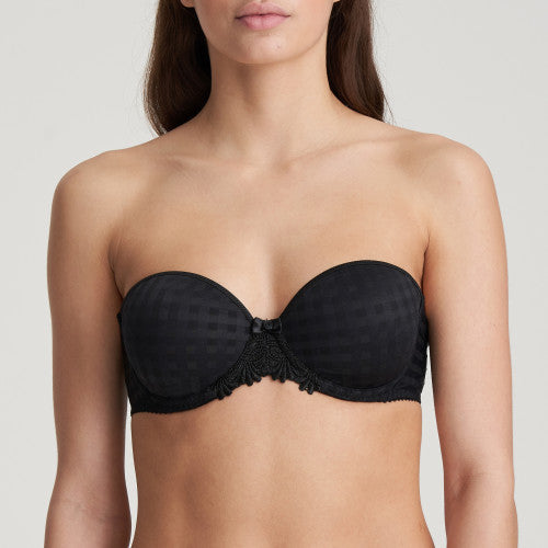 Strapless formed cup underwire bra with a balconnet line. Straight back with silicone strip to give extra support when the bra is worn strapless. Excellent shape and support for those strapless occasions. May also be worn in a halter style. The signature daisy straps complete the picture!  Fabric Content: Polyamide: 49%, Polyester: 41%, Elastane: 10%