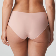 Load image into Gallery viewer, Powder Rose Smooth full briefs. Perfect for under trousers or skirts. Seamless edges for non-visable look.
