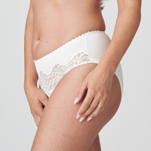 Load image into Gallery viewer, An elegant, high-waisted brief in a delicate, printed fabric with embroidery panels at the front and rear. The gentle ivory colour is perfect under light-coloured clothing. Pure elegance!  Fabric content: Polyamide: 63%, Elastane: 16%, Polyester: 12%, Cotton: 9%
